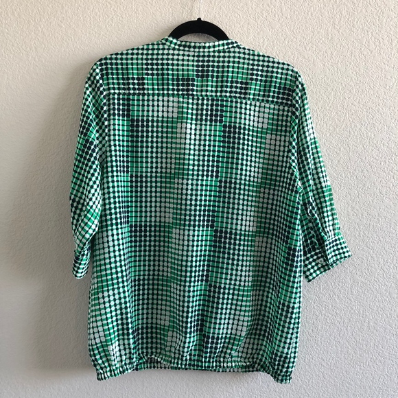 The Limited Blouse - Picture 2 of 3